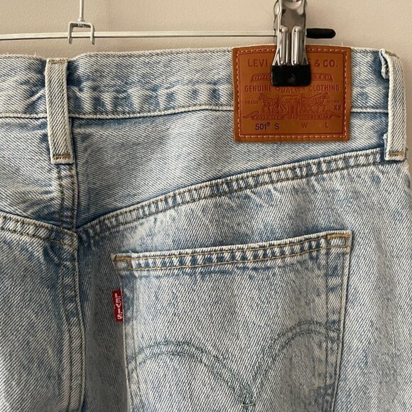 Levis 501 Skinny Denim Jeans Button-Fly Cropped Thunder & Lightening Blue 29 - Picture 4 of 10